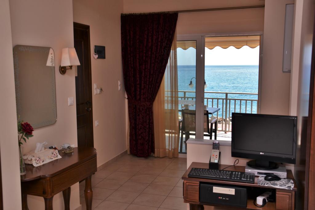 Corali Studios Palaiochora Room photo